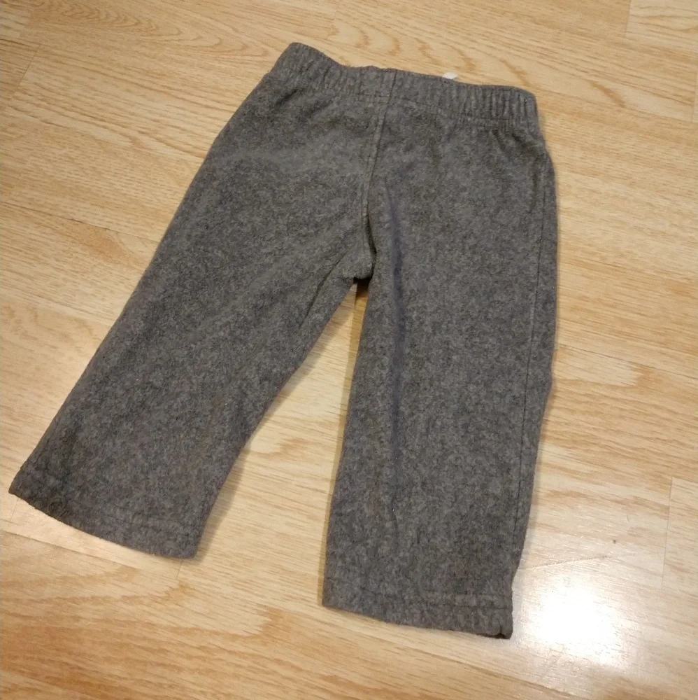 $3 w Bundle 9 M Carter's Gray Sweatpants